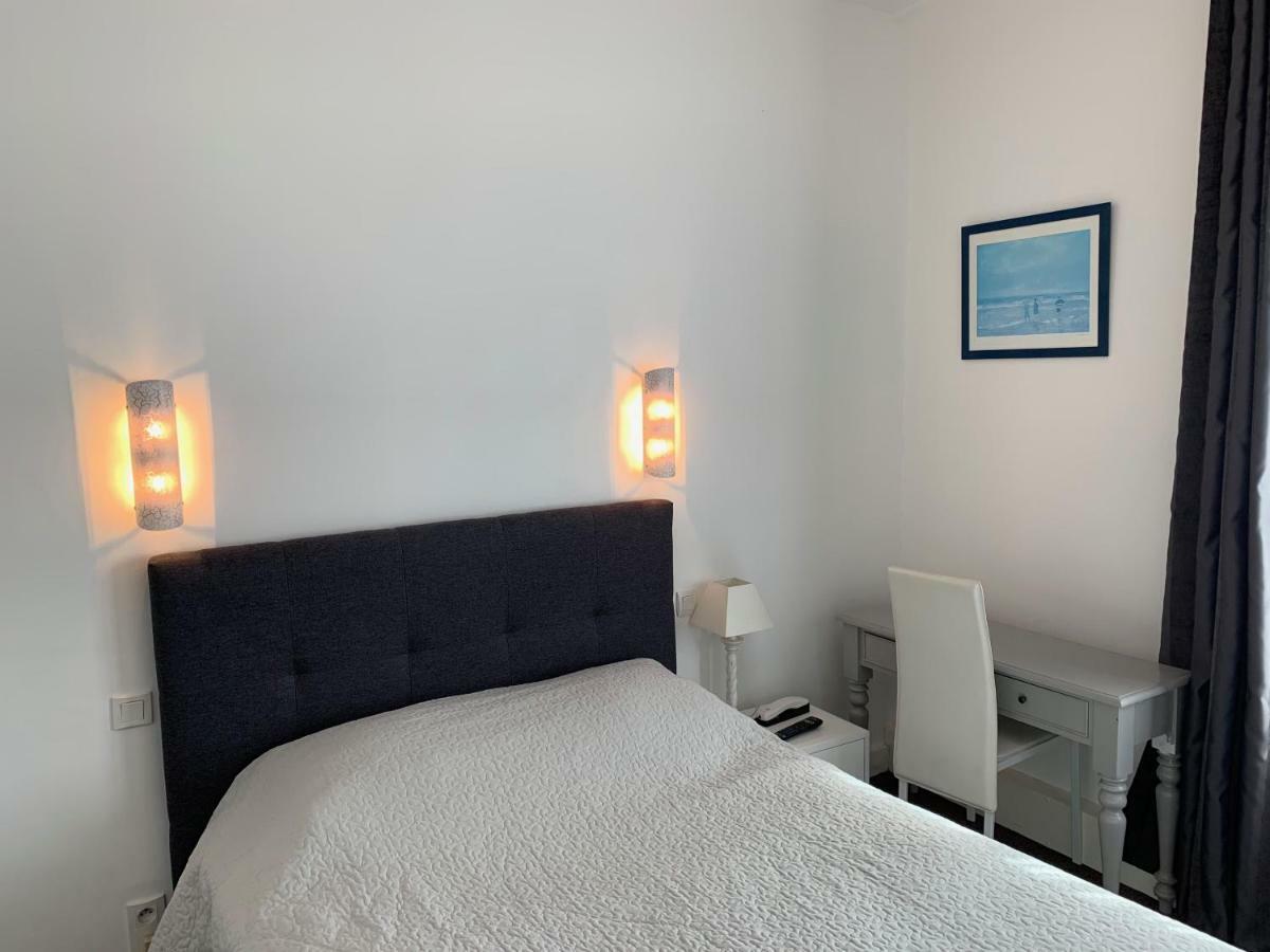 Le Celtic Hotel Villers-sur-Mer Esterno foto
